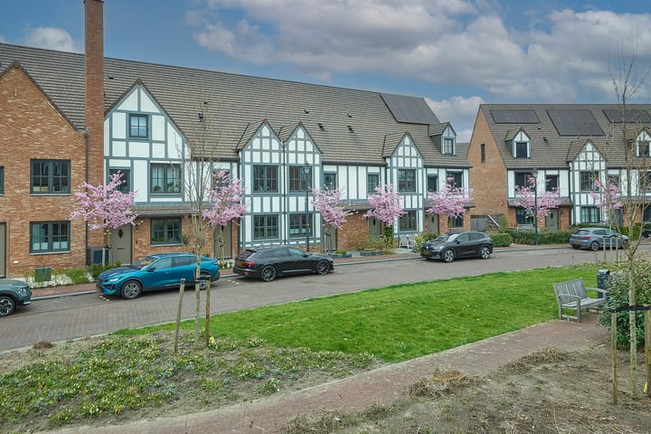 Foto 7 van John Miltonlaan 21