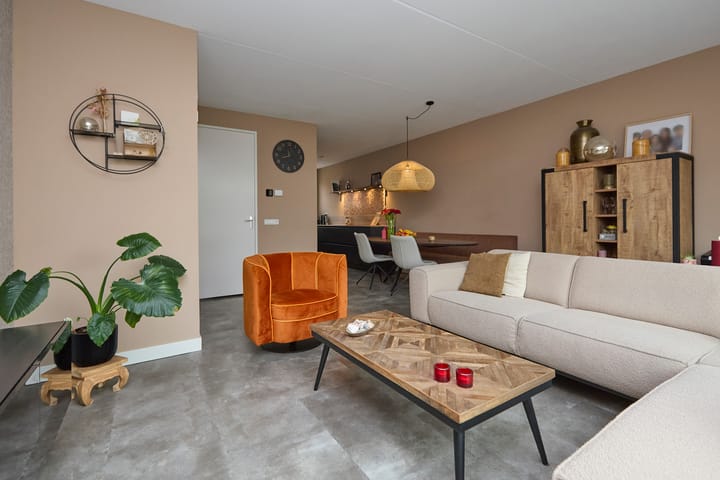 Foto 19 van John Miltonlaan 21