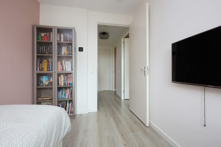 Foto 34 van John Miltonlaan 21