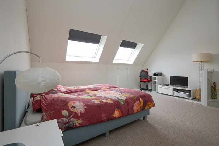 Foto 38 van John Miltonlaan 21