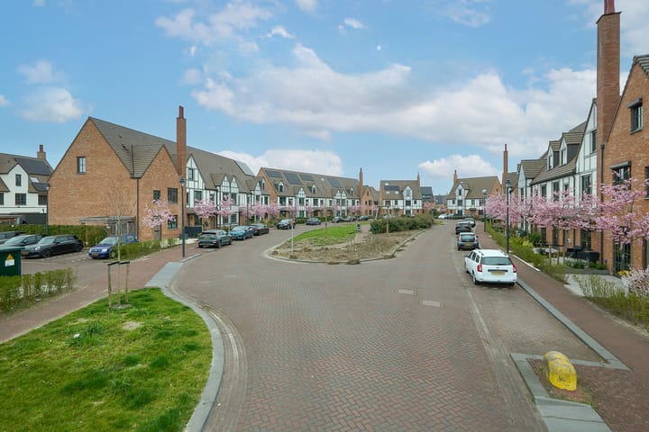 Foto 42 van John Miltonlaan 21