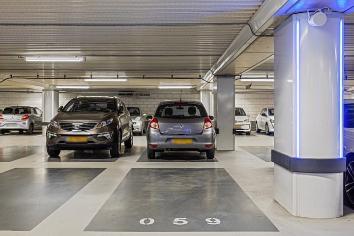 Foto 38 van Pieter Vreedeplein 74