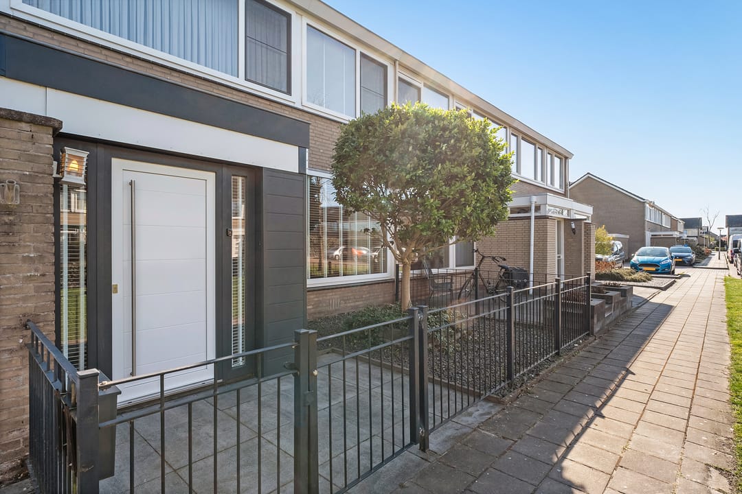 Photo 8 of Paulus Potterstraat 11