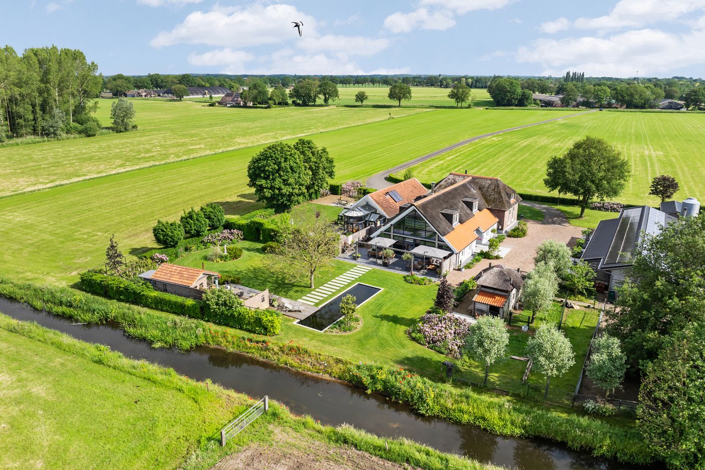 Foto 1 van Drosteweg 9