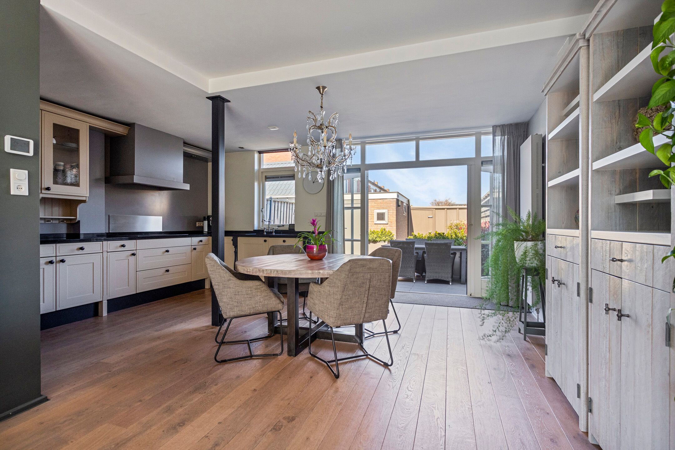 Foto 3 van Willemsweg 57