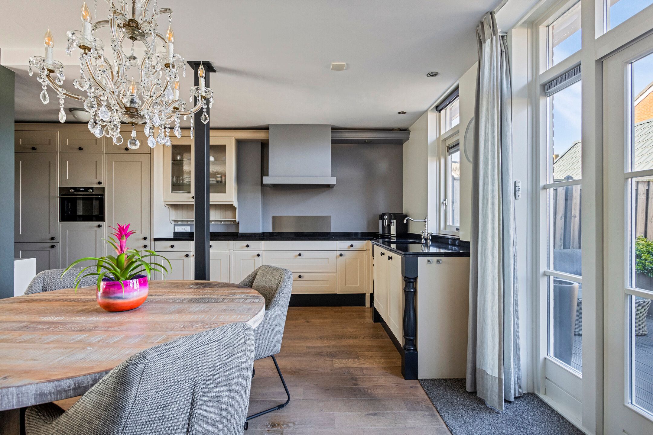 Foto 9 van Willemsweg 57