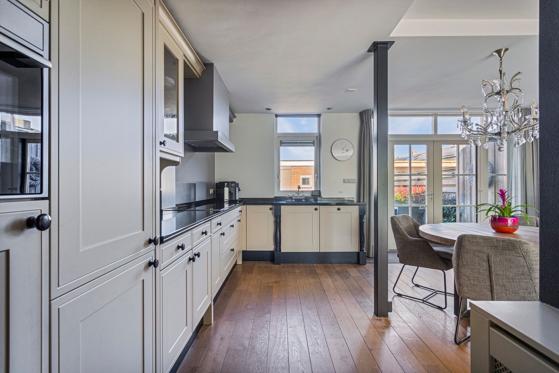 Foto 12 van Willemsweg 57