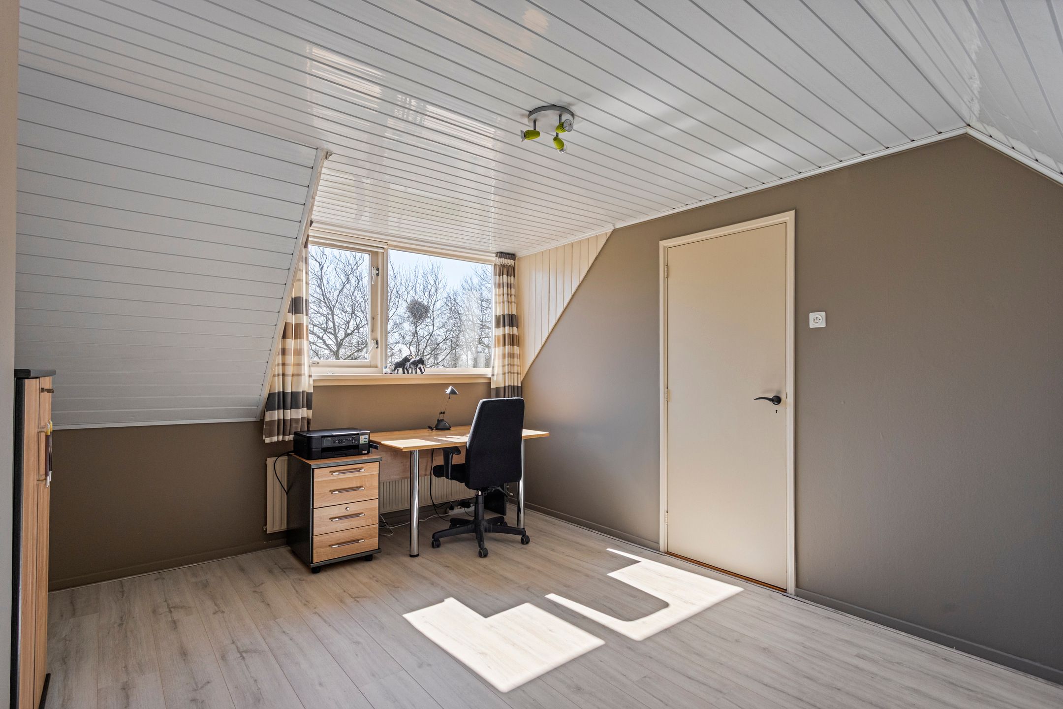 Foto 21 van Willemsweg 57