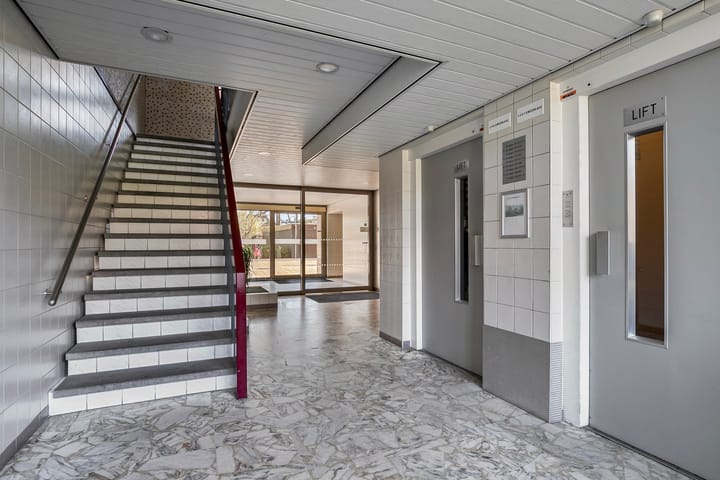 Foto 6 van Kloosplantsoen 437