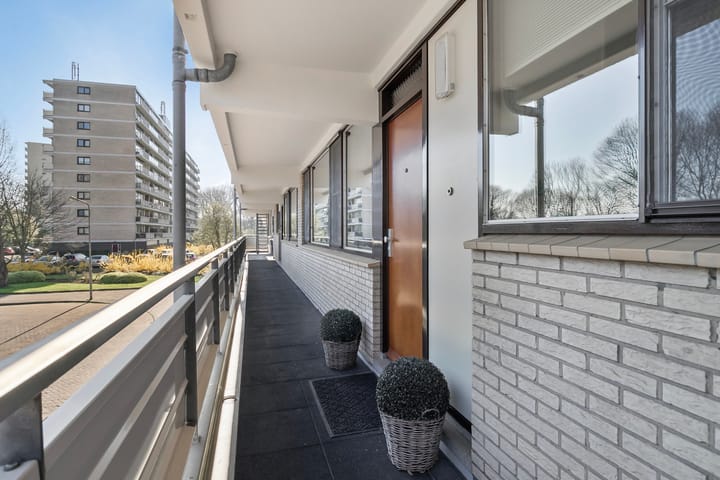 Foto 7 van Kloosplantsoen 437