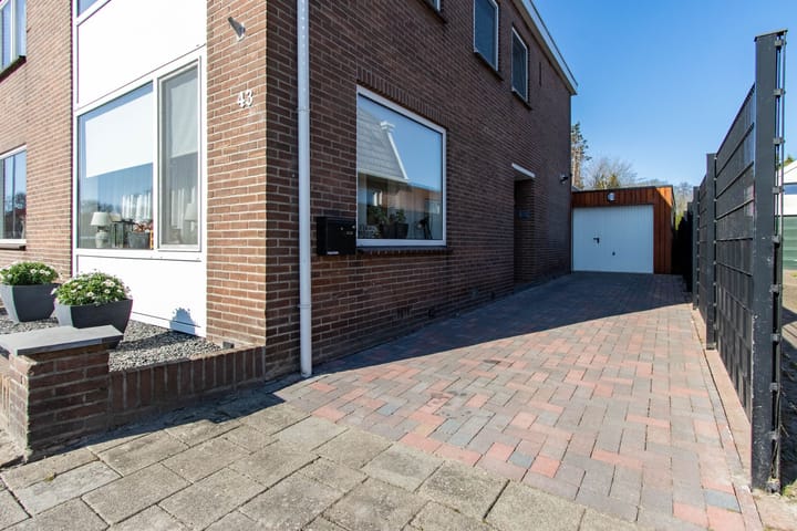 Foto 42 van Raadhuisstraat 43