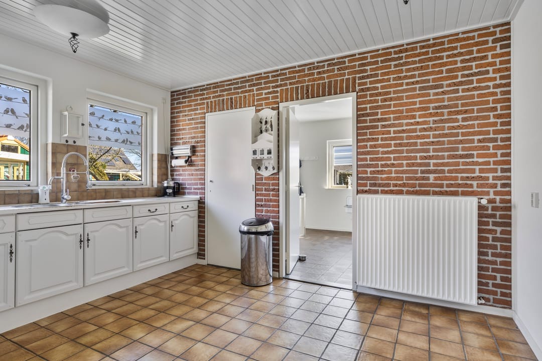 Photo 8 of Binnenweg 9