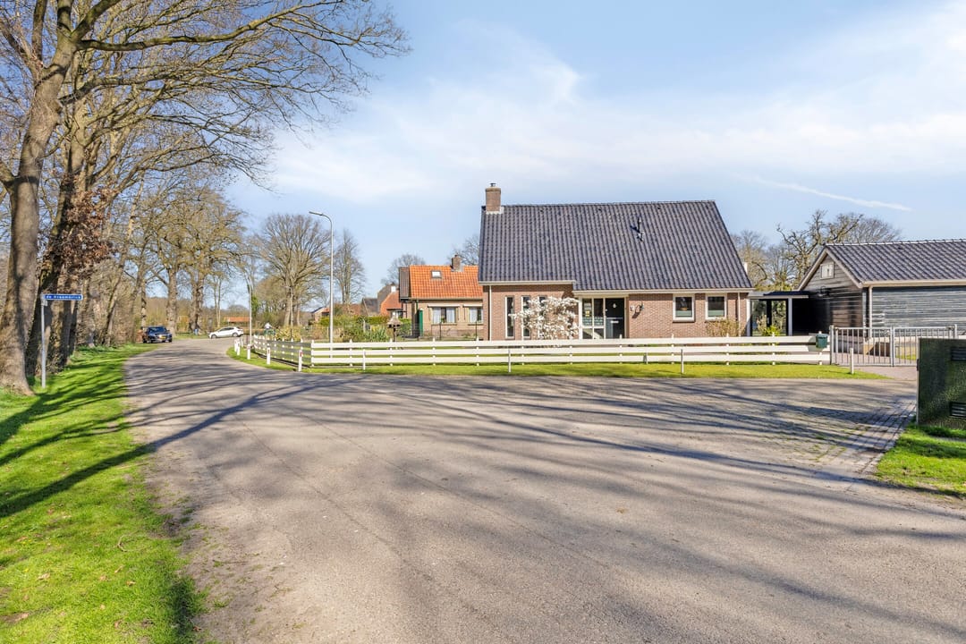 Photo 37 of Binnenweg 9