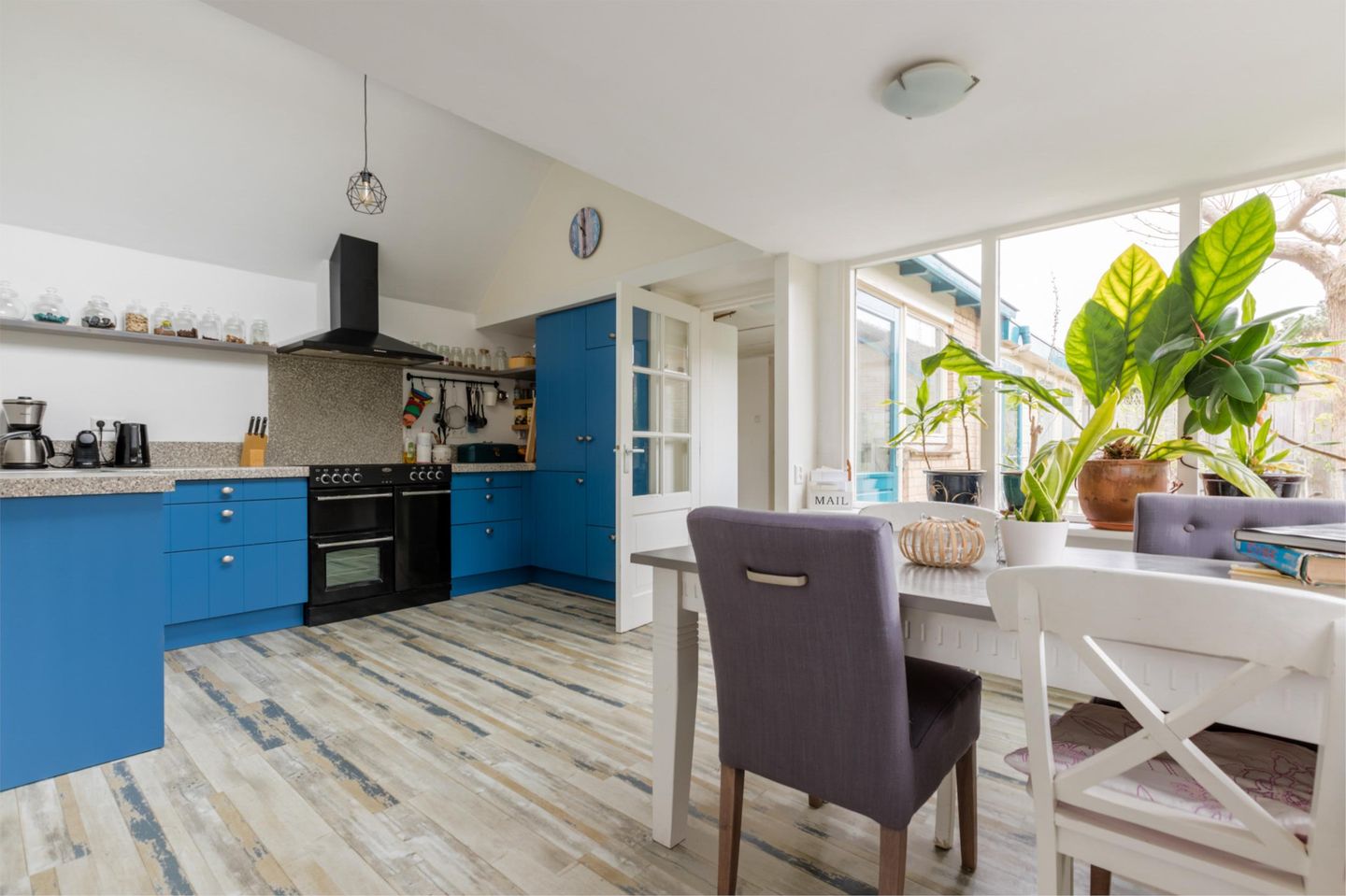 Foto 10 van Haagdoornlaan 6