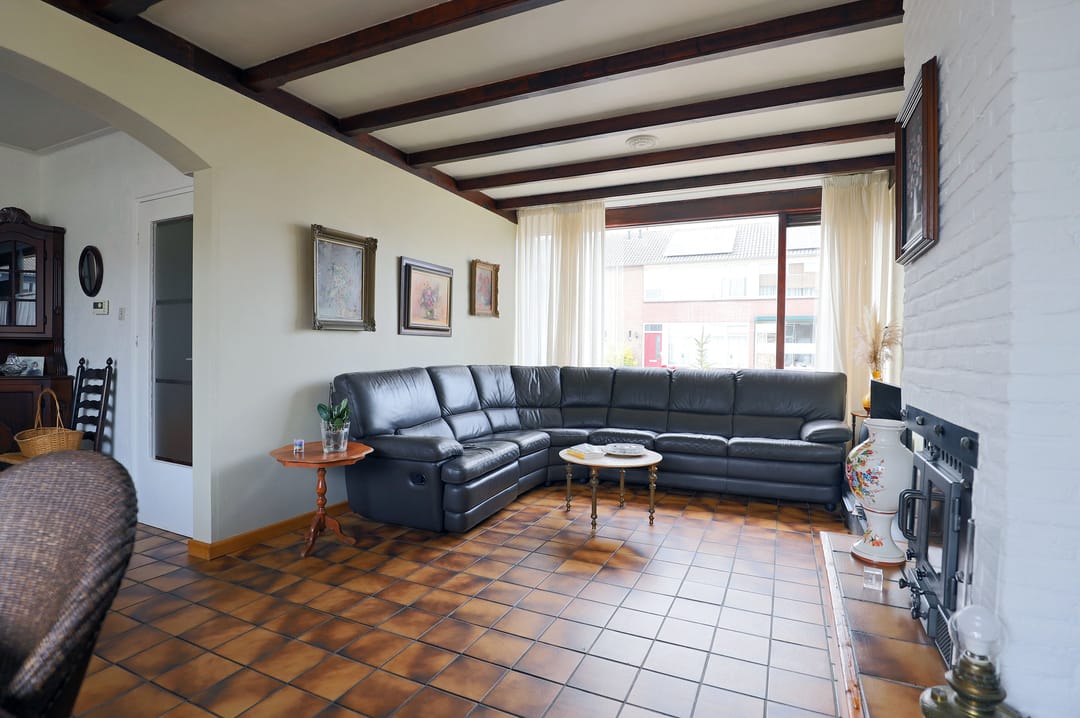 Photo 2 of Azaleastraat 4