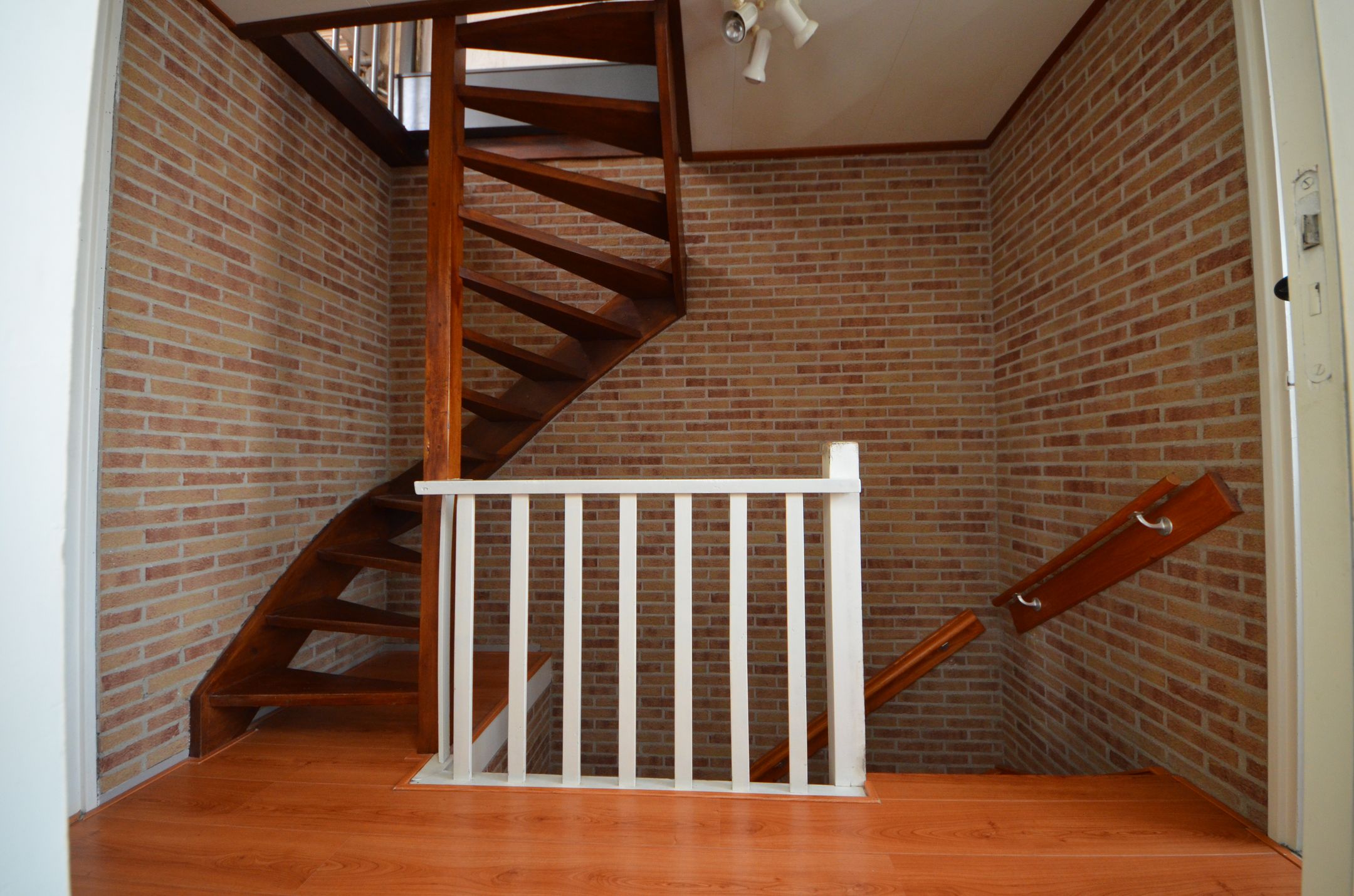 Photo 12 of Azaleastraat 4