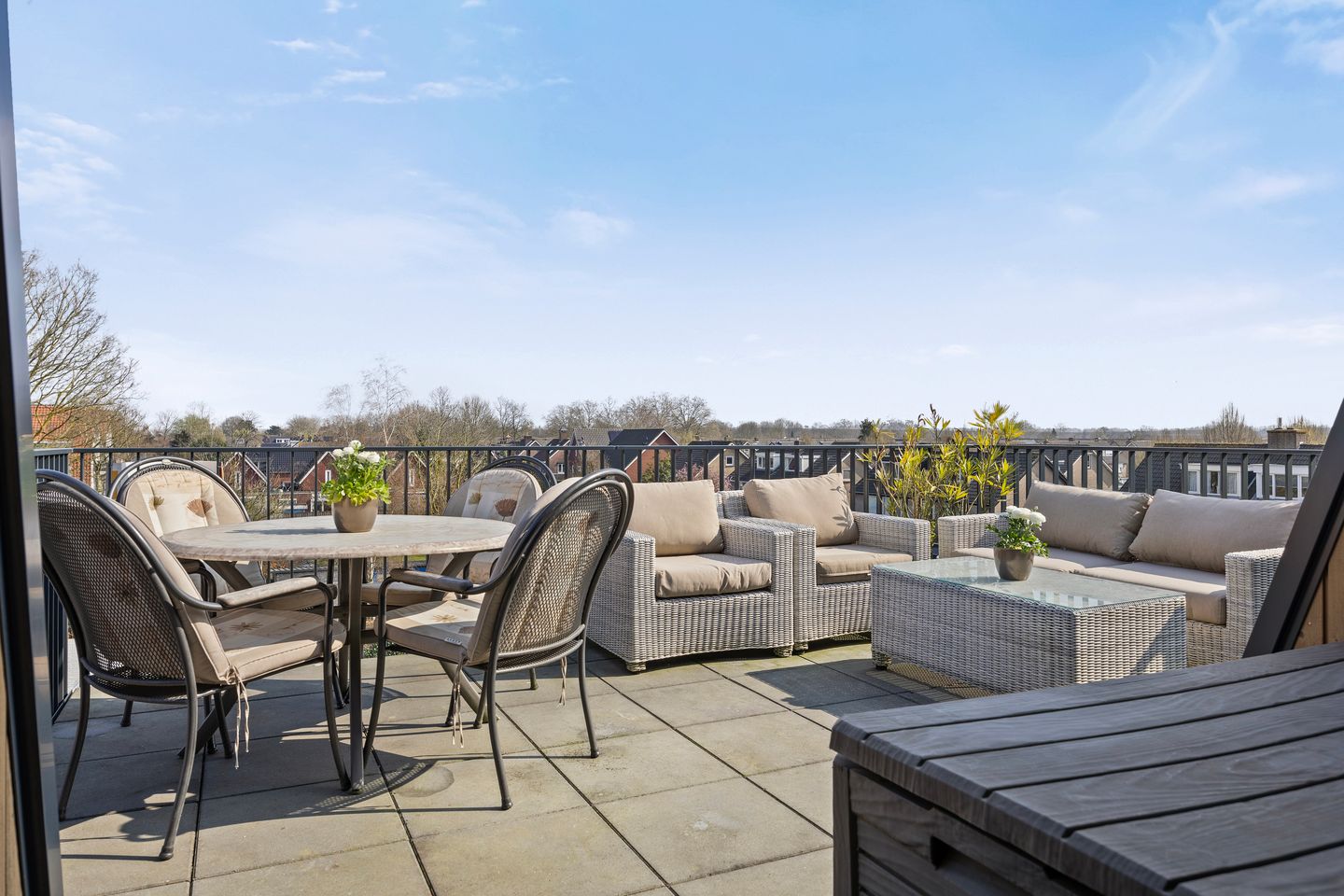 Photo 4 of Grotestraat 151-R