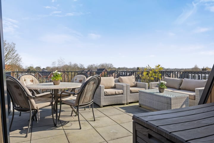 Photo 4 of Grotestraat 151-R