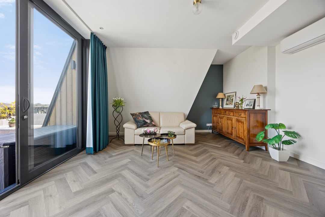 Photo 7 of Grotestraat 151-R