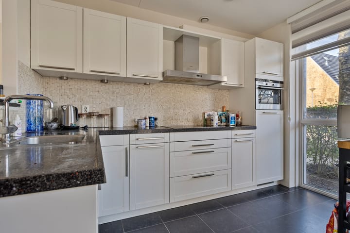 Foto 12 van Perzikkruidkade 12