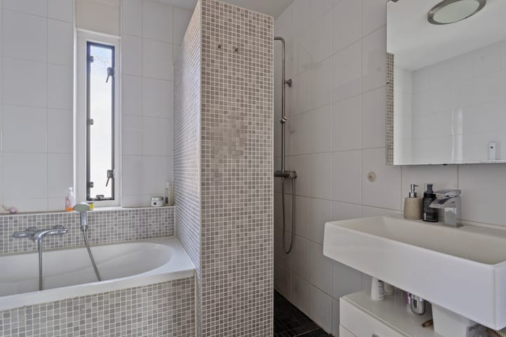 Foto 17 van Perzikkruidkade 12