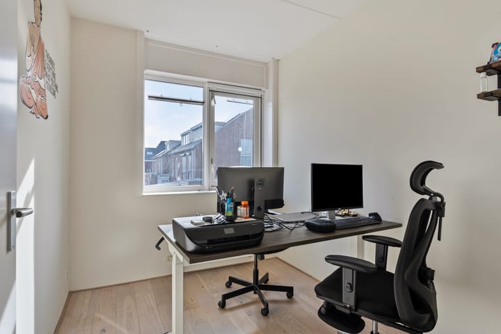 Foto 19 van Perzikkruidkade 12