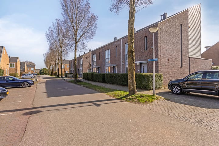 Foto 34 van Perzikkruidkade 12