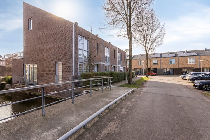 Foto 35 van Perzikkruidkade 12