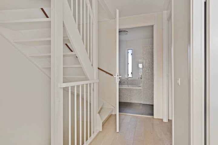 Foto 13 van Perzikkruidkade 12