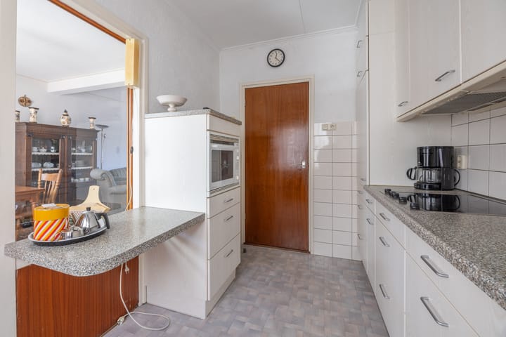 Foto 13 van Aert van Nesstraat 6