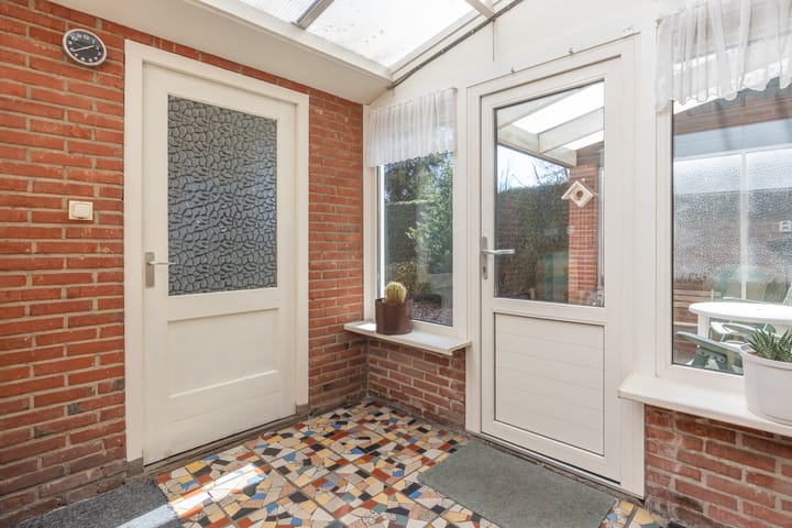 Photo 31 of Aert van Nesstraat 6