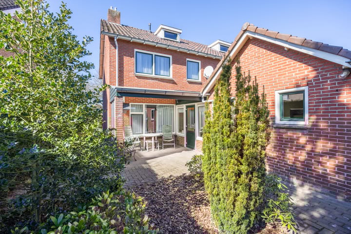 Photo 34 of Aert van Nesstraat 6