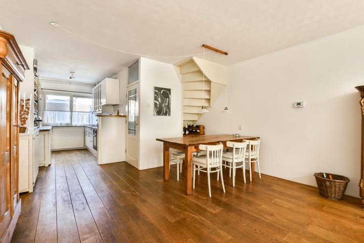 Foto 7 van Het Binnenhof 10