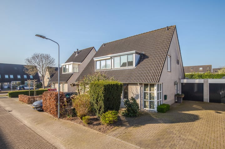 Foto 1 van Grasklokje 6