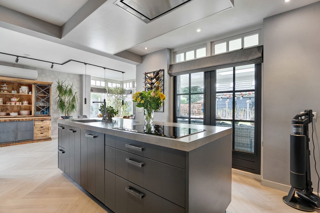 Foto 13 van Harm Tiesingstraat 1