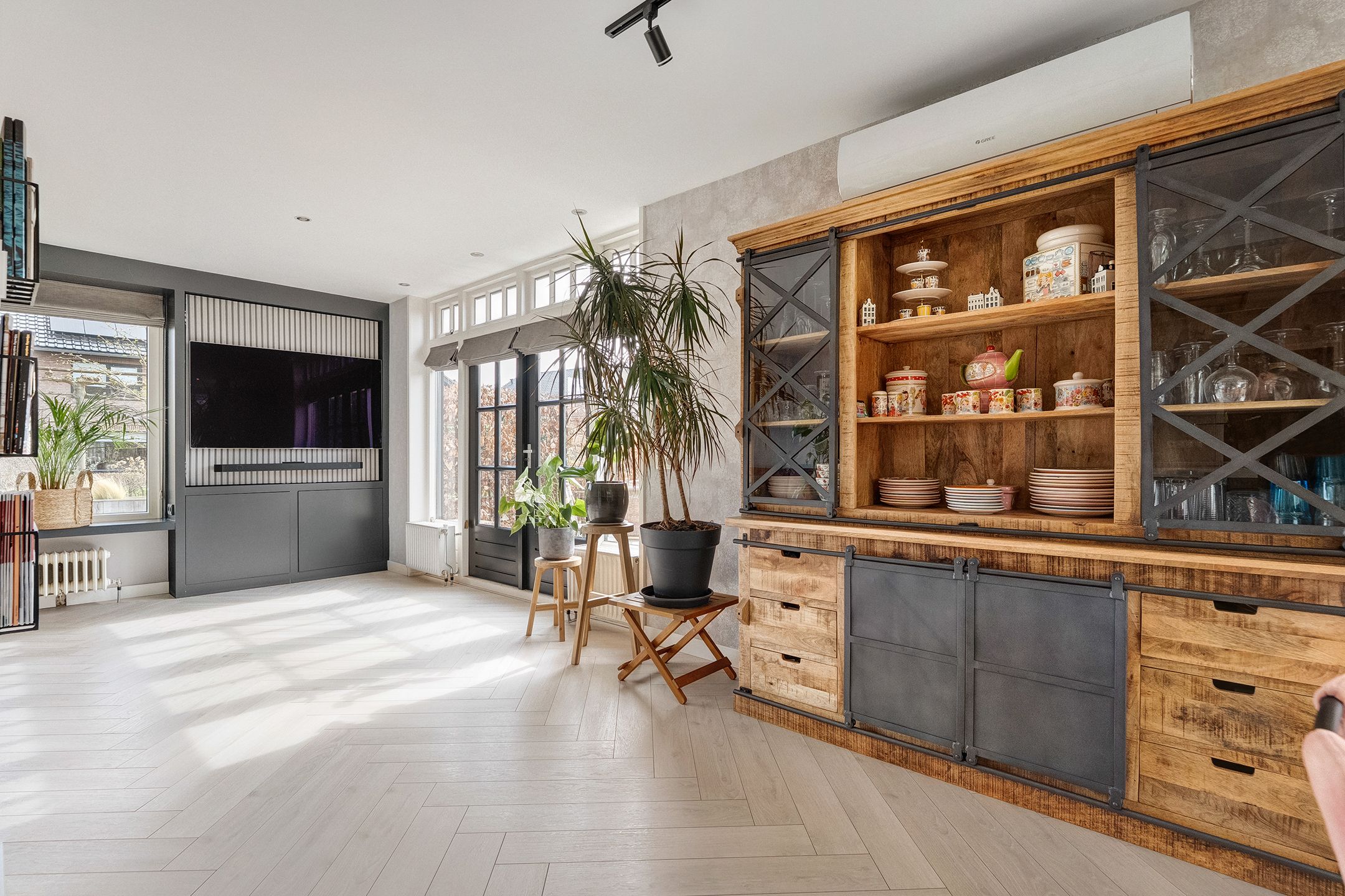 Foto 18 van Harm Tiesingstraat 1