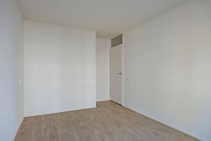 Photo 20 of Ir J.P. van Muijlwijkstraat 254