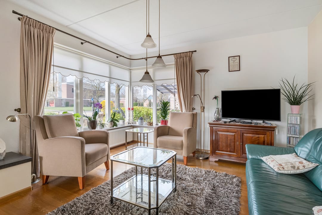 Photo 11 of Burg.van der Grondenstraat 32-B