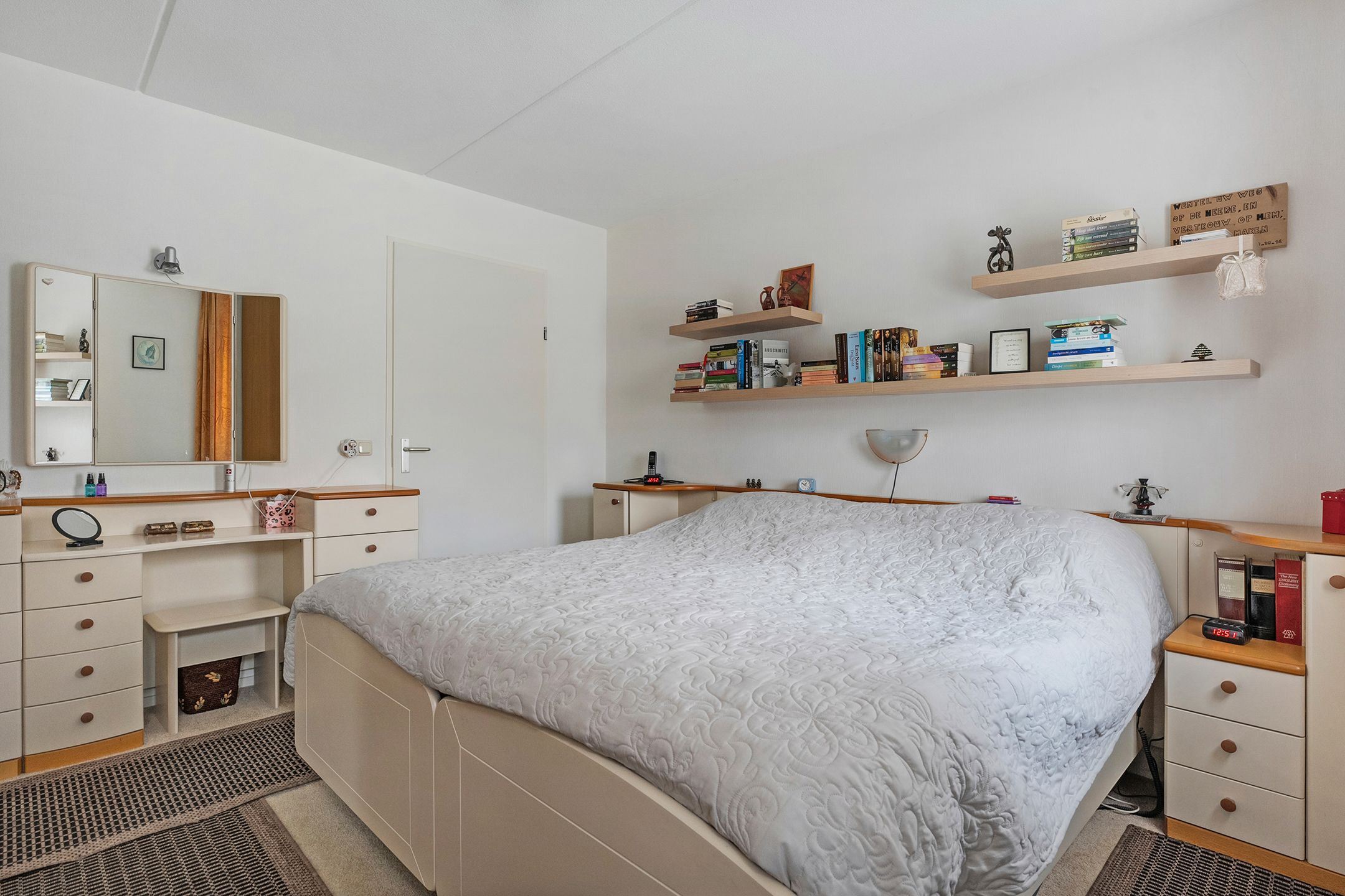 Photo 18 of Burg.van der Grondenstraat 32-B