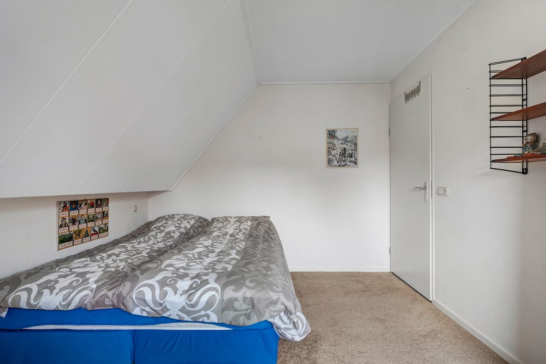 Photo 28 of Burg.van der Grondenstraat 32-B