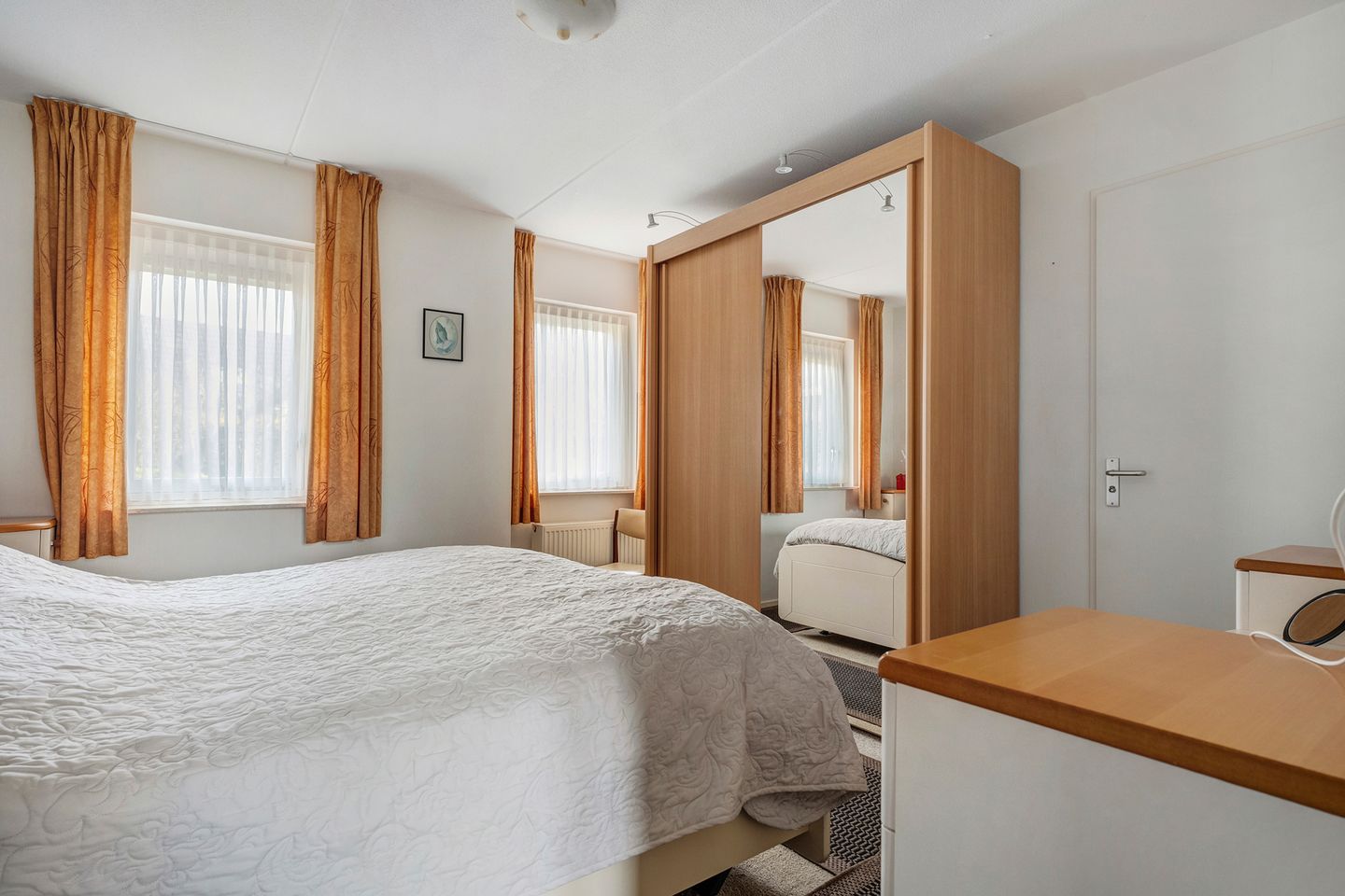 Photo 19 of Burg.van der Grondenstraat 32-B