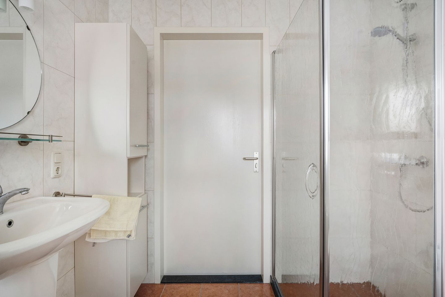 Photo 35 of Burg.van der Grondenstraat 32-B