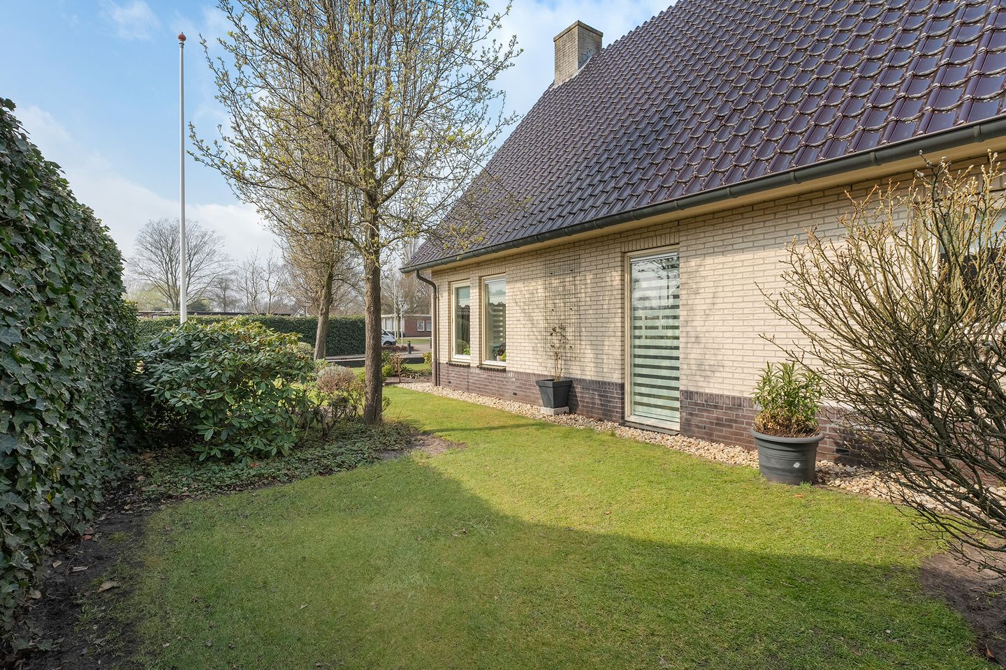 Photo 50 of Burg.van der Grondenstraat 32-B