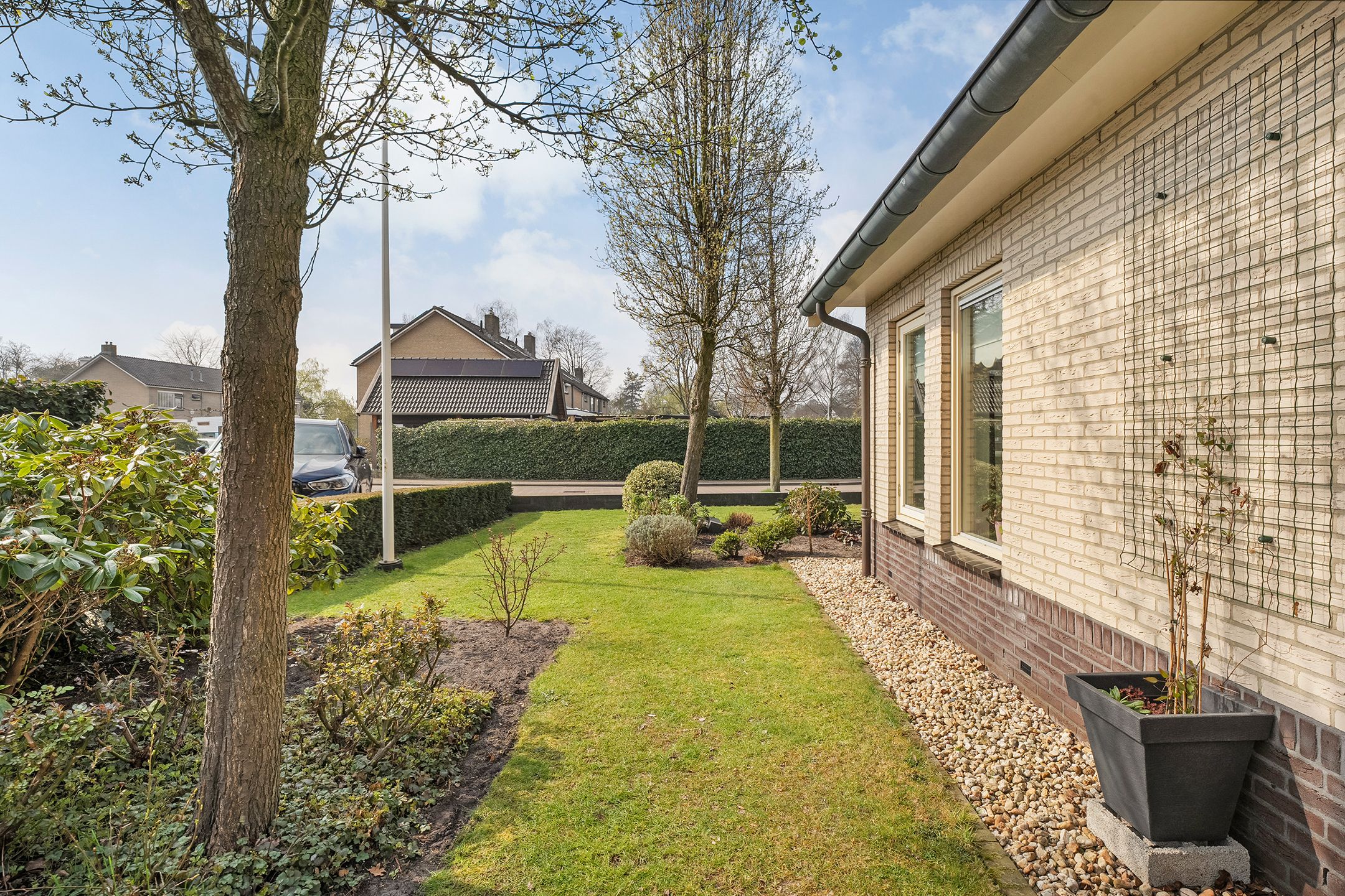 Photo 51 of Burg.van der Grondenstraat 32-B