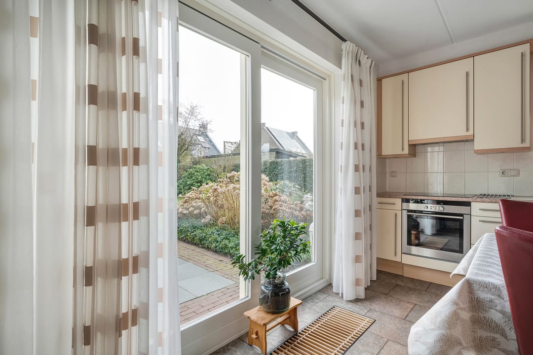 Photo 16 of Burg.van der Grondenstraat 32-B