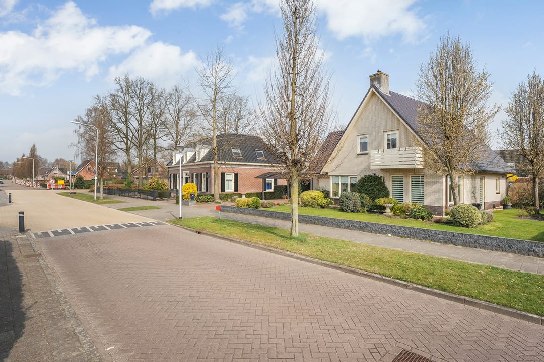 Photo 56 of Burg.van der Grondenstraat 32-B