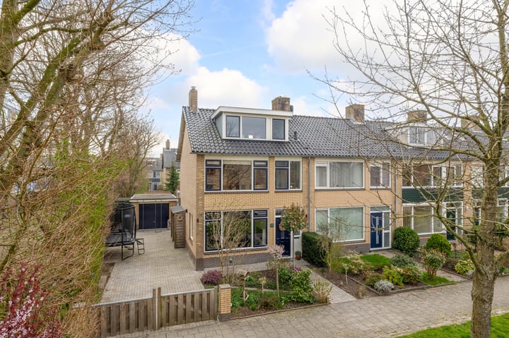 Foto 1 van Dronenplein 2