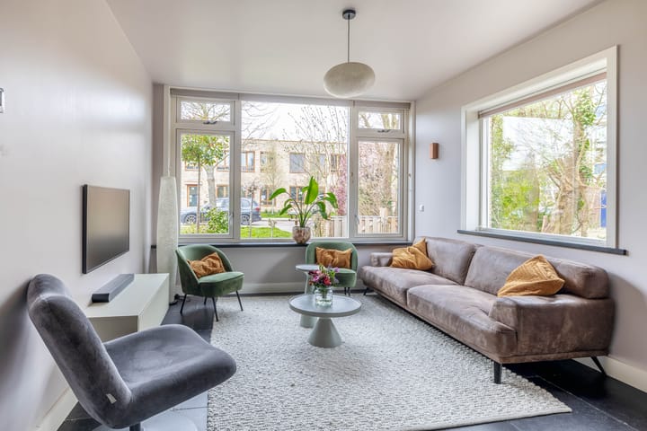 Foto 2 van Dronenplein 2