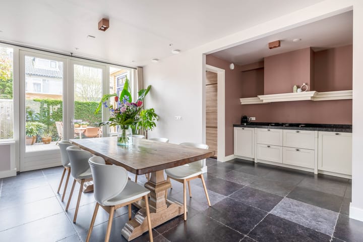 Foto 12 van Dronenplein 2