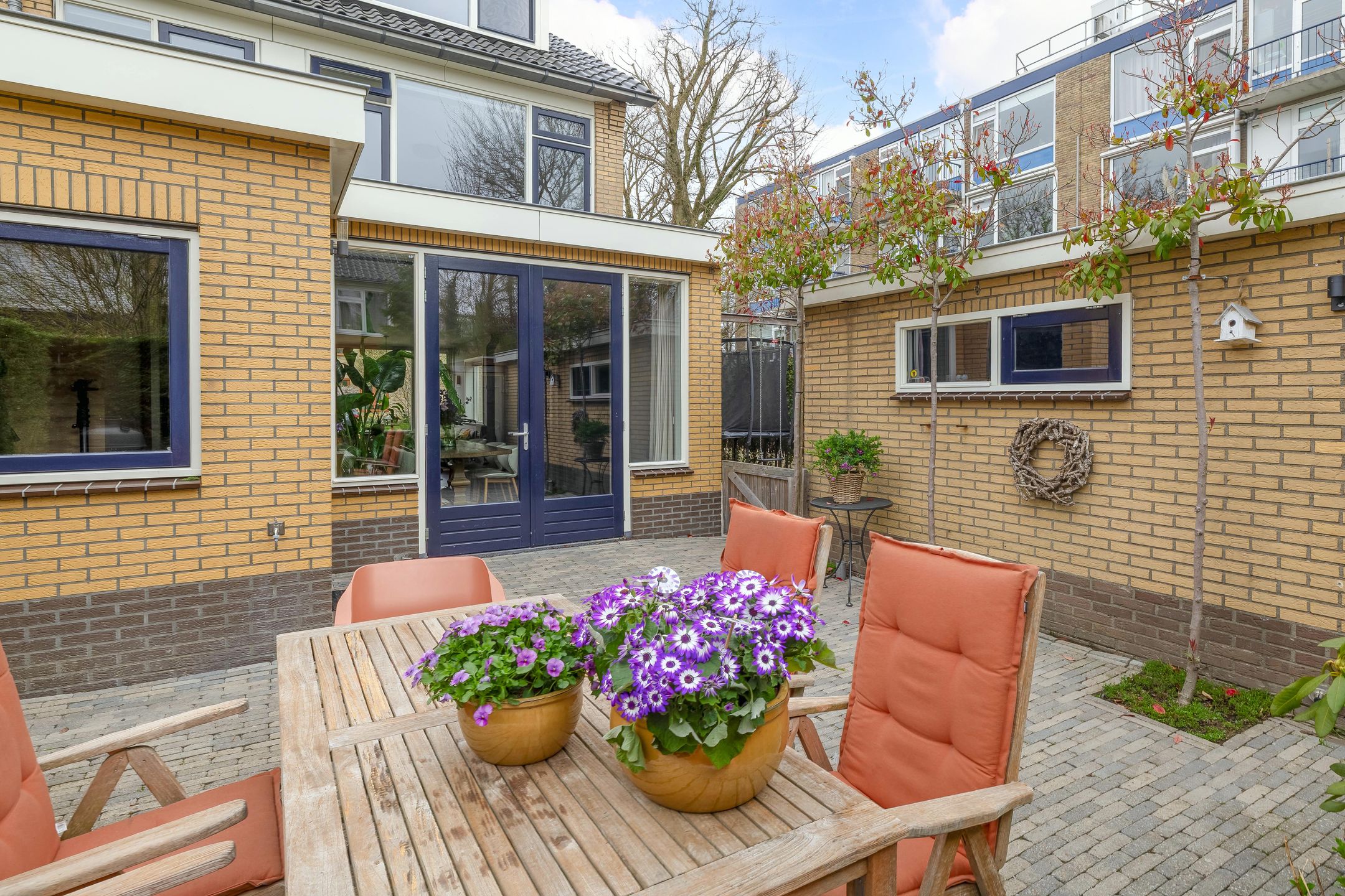 Foto 21 van Dronenplein 2